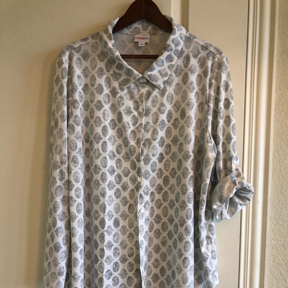 LuLaRoe Valentina XL Shirt - Worn Once.